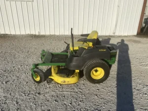 JOHN DEERE Z445 ZERO TURN LAWNMOWER