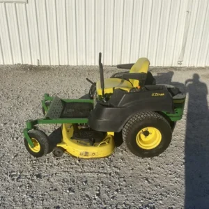 JOHN DEERE Z445 ZERO TURN LAWNMOWER