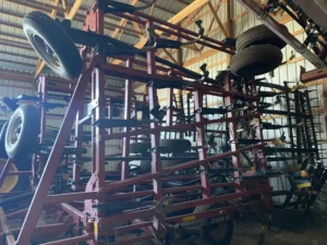 2004 Case-IH Tiger Mate 2 Field Cultivator