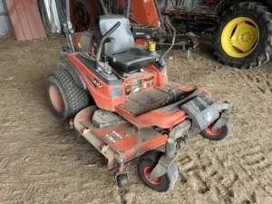 2016 Kubota Zero Turn Lawnmower, 72-inch deck, diesel