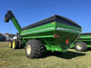 2013 BRENT 1196 GRAIN CART